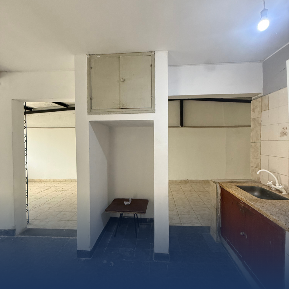 CASA EN BARRIO UNIVERSITARIO