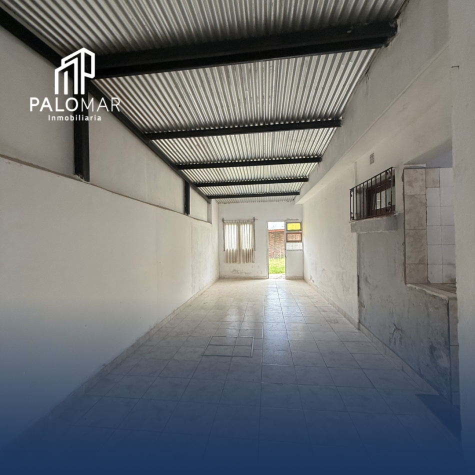 CASA EN BARRIO UNIVERSITARIO