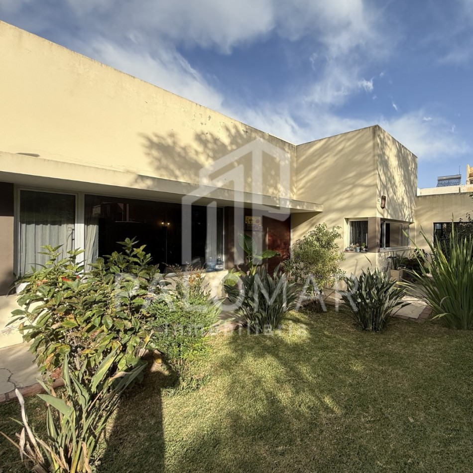 Casa con Personalidad unica en Eco Pueblo Vertientes - Vaqueros, Salta