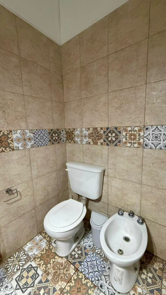  CASA CON GALPON EN VENTA | MACROCENTRO SALTA | A 3 CUADRAS DE AV. INDEPENDENCIA  en J.H. Tedin 1650