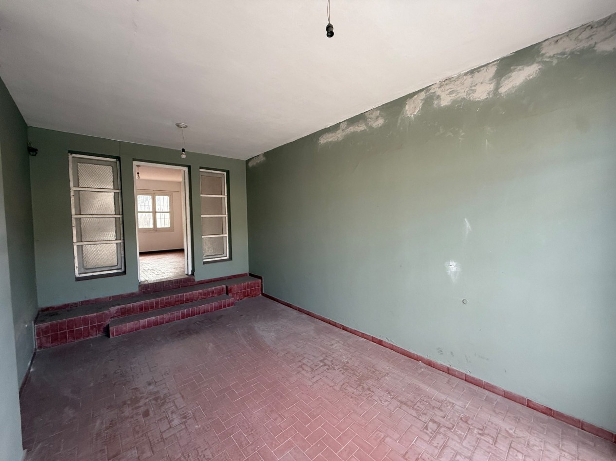 CASA EN VENTA - BARRIO LAS LOMAS