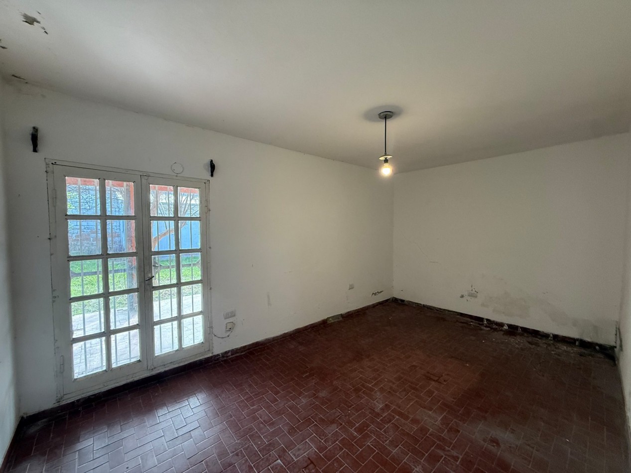 CASA EN VENTA - BARRIO LAS LOMAS