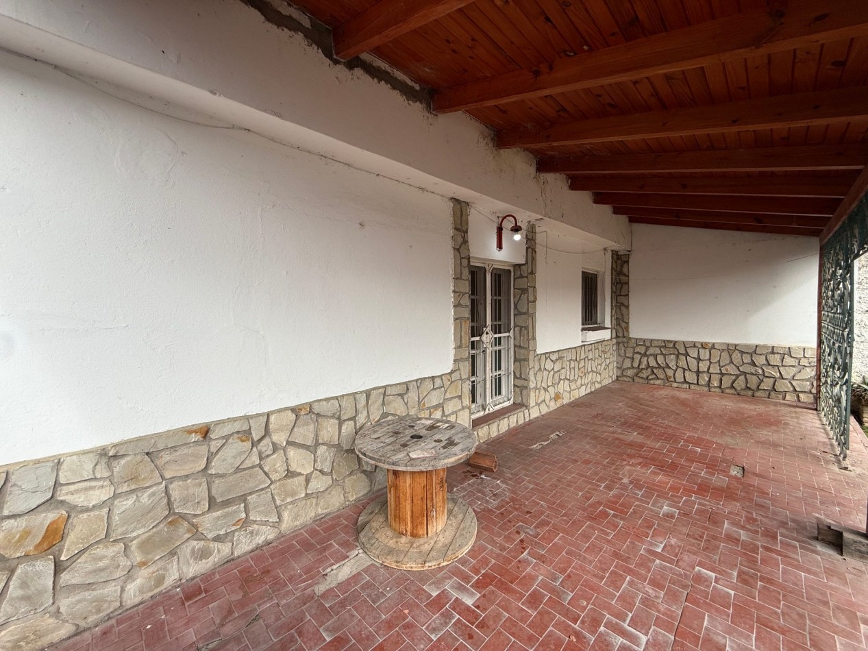 CASA EN VENTA - BARRIO LAS LOMAS