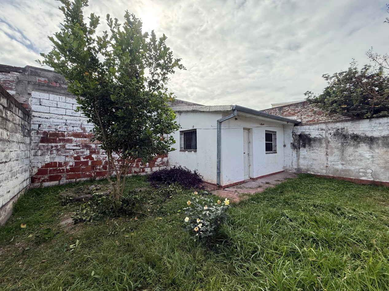 CASA EN VENTA - BARRIO LAS LOMAS