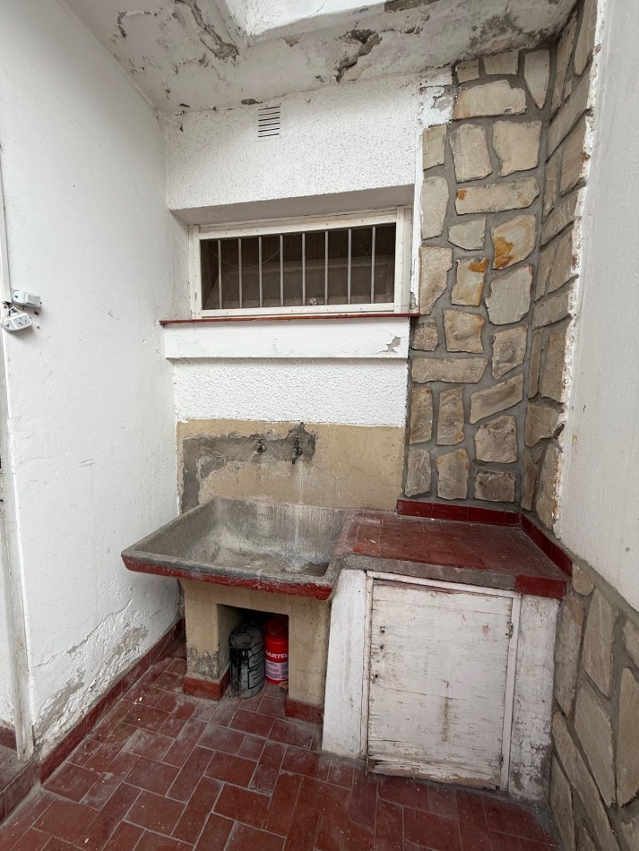 CASA EN VENTA - BARRIO LAS LOMAS