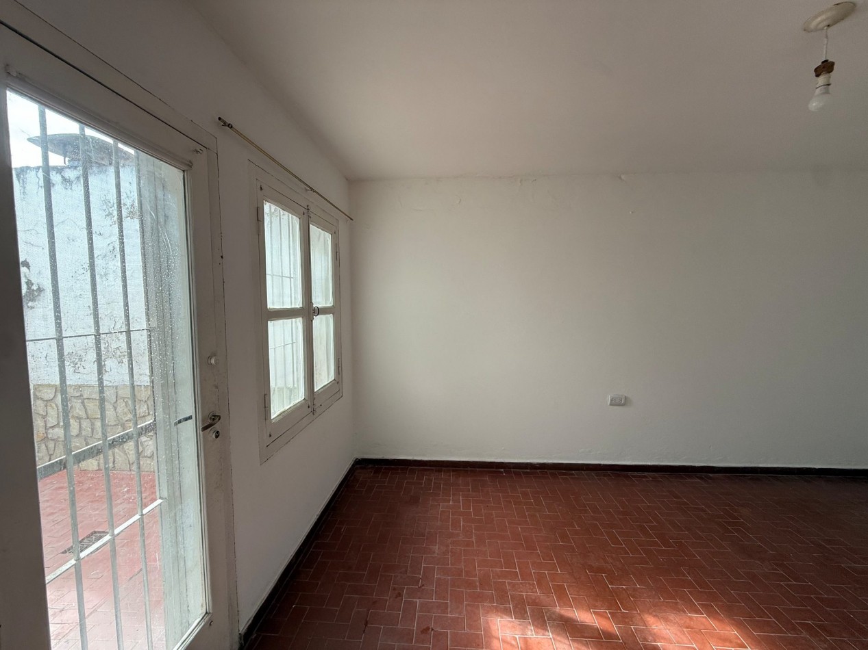 CASA EN VENTA - BARRIO LAS LOMAS