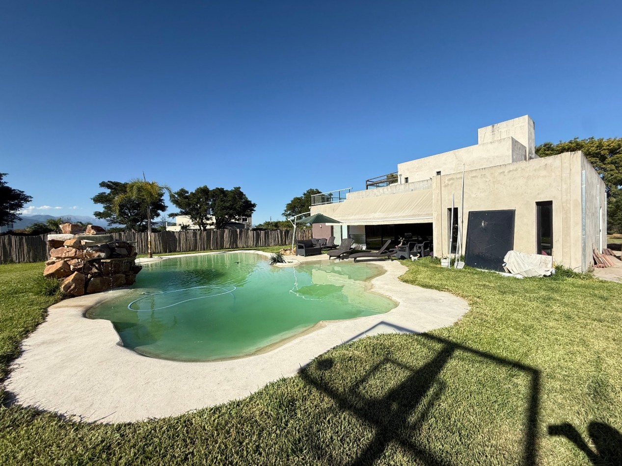 CASA EN OJIMORO BARRIO PRIVADO