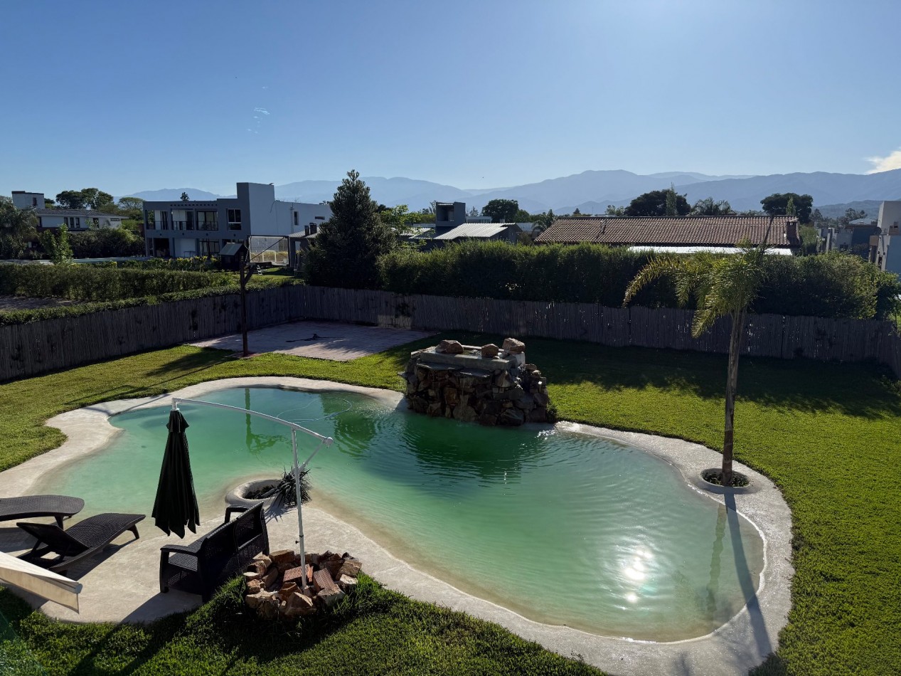 CASA EN OJIMORO BARRIO PRIVADO