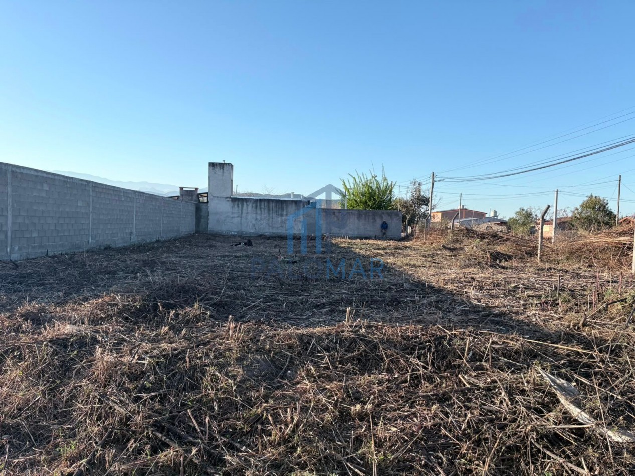 TERRENO EN LOS ROBLES