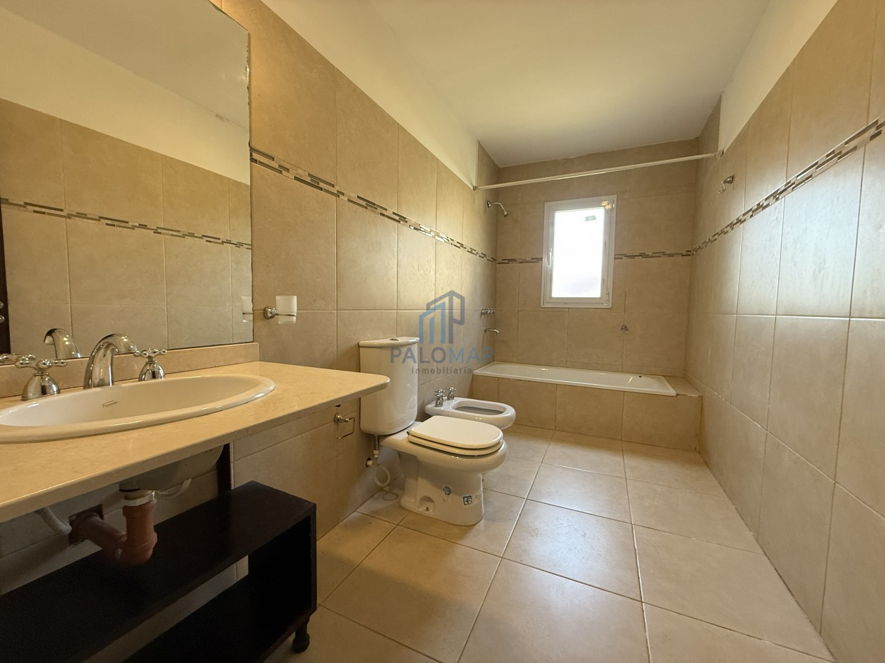 Casa B° Privado Praderas - San Lorenzo chico