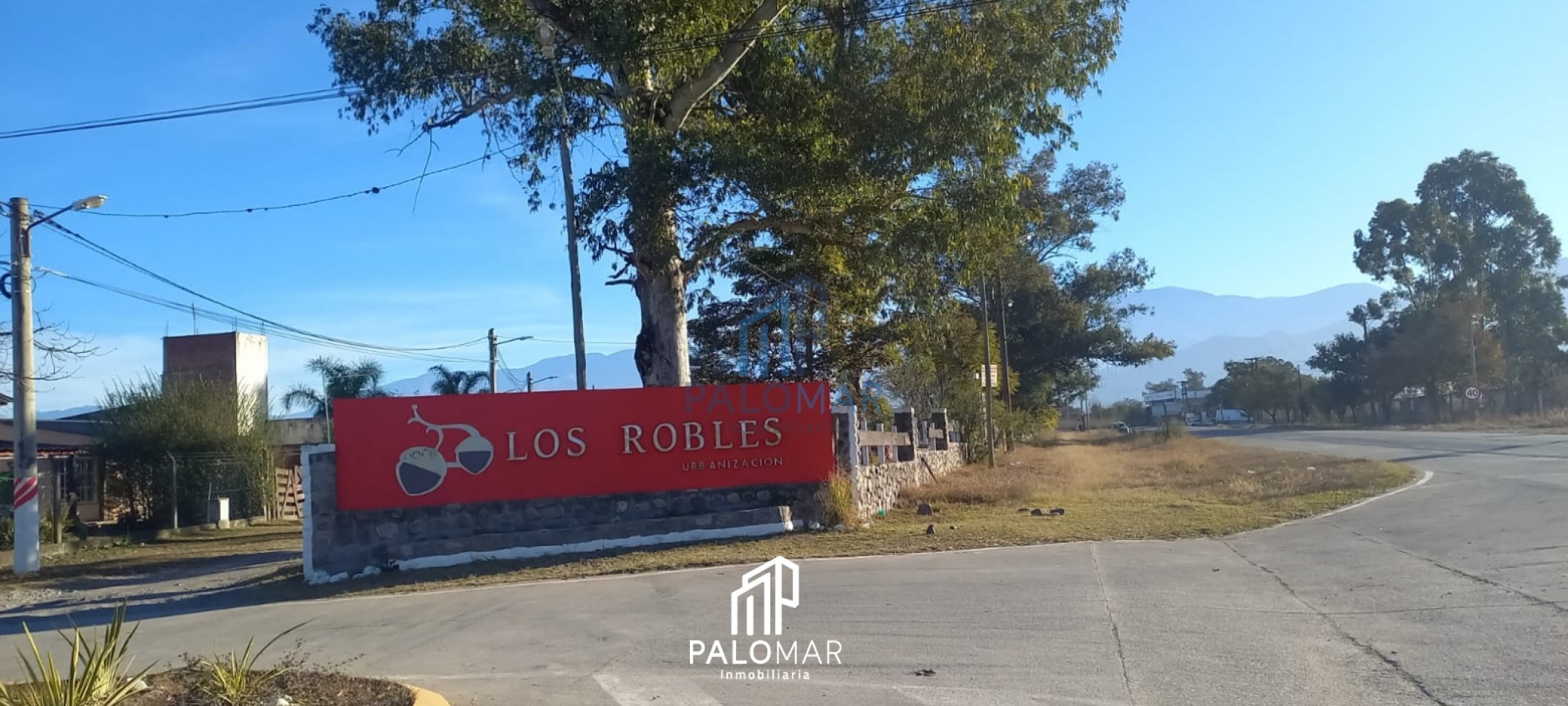 TERRENO EN LOS ROBLES
